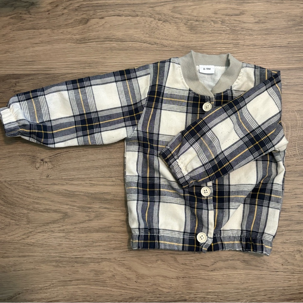 ⭐️4/$30⭐️ 6-9M Plaid Baby Jacket